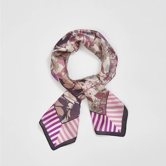 Fable England | Deco Bloom Large Square Scarf, NWT - Picture 2 of 10